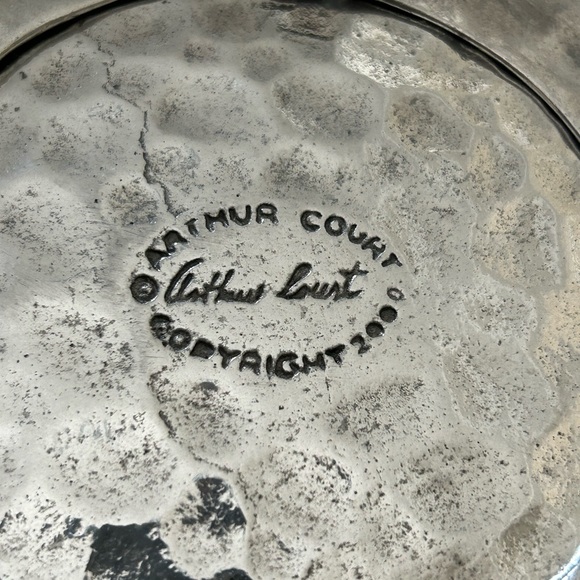 Arthur Court Retired 2000 Large Hammered Aluminum Footed Leopard Bowl - Picture 8 of 9